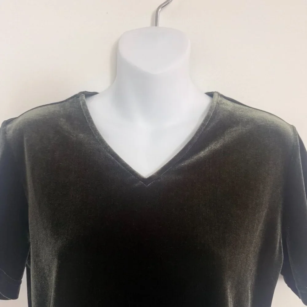 Y2K Olive Green Velvet Top | Kathie Lee Collection | V-Neck | Size M - Picture 5 of 8